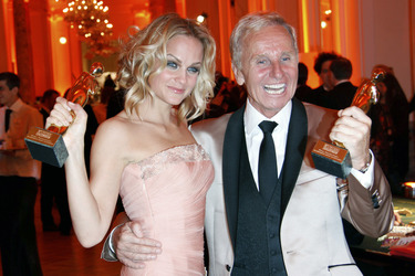 Mirjam Weichselbraun, Klaus Eberhartinger (Erste Allgemeine Verunsicherung, EAV)