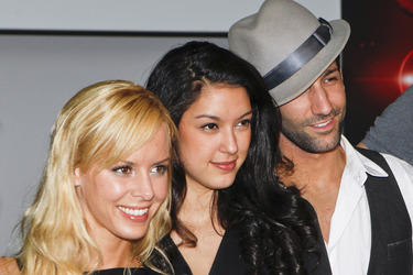 Isabel Edvardsson, Rebecca Mir, Massimo Sinato