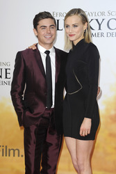 Zac Efron, Taylor Schilling