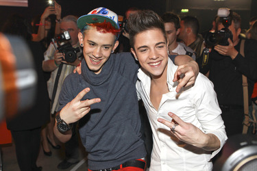 Daniele Negroni, Luca Hänni