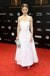 Nora von Waldstätten