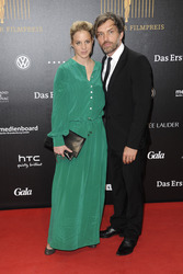 Bernadette Heerwagen mit Begleitung