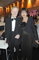 Otto Sander, Monika Hansen