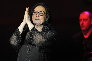 Nana Mouskouri