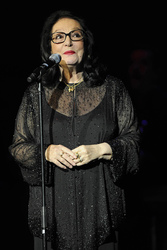 Nana Mouskouri