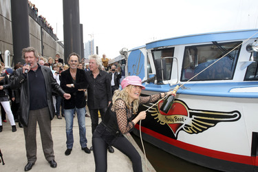 Jan Fedder, Hugo Egon Balder Uli Salm mit Gattin Susi