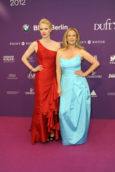 Franziska Knuppe, Barbara Schöneberger