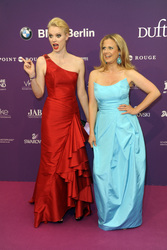 Franziska Knuppe, Barbara Schöneberger