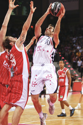 Anton Gavel, Jared Jordan