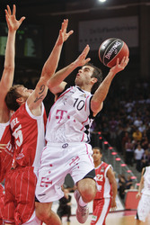 Anton Gavel, Jared Jordan