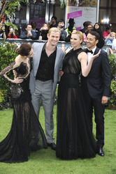 Kristen Stewart, Chris Hemsworth, Charlize Theron, Rupert Sanders