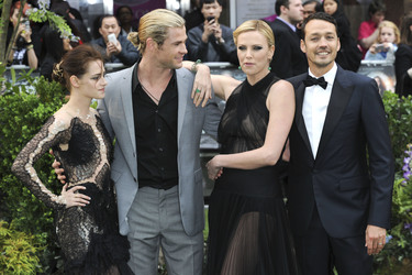 Kristen Stewart, Chris Hemsworth, Charlize Theron, Rupert Sanders