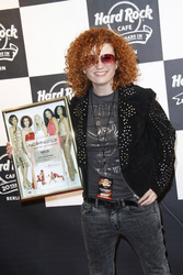 Lucy Diakovska (No Angels)