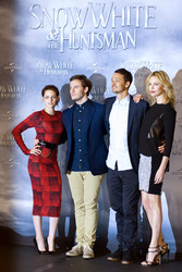 Kristen Stewart, Sam Claflin, Rupert Sanders, Charlize Theron