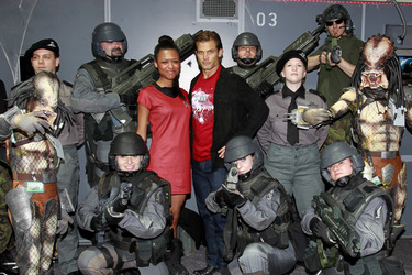 Casper Van Dien mit Fans