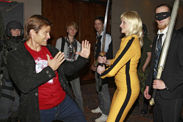 Casper Van Dien mit Fans