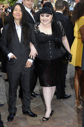 Beth Ditto (Gossip) mit ihrer Verlobten Kristin Ogata