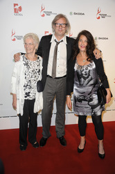 Leander Haußmann mit Mutter Doris und Schwester Iris