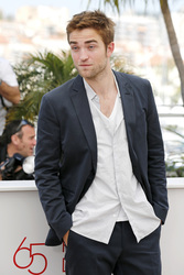 Robert Pattinson