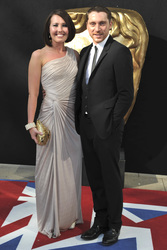 Rebecca Atkinson mit Begleitung