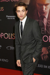 Robert Pattinson