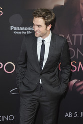 Robert Pattinson