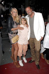 Jenny Elvers-Elbertzhagen mit Ehemann Goetz Elbertzhagen und Sohn Paul