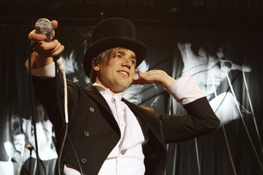 Howlin' Pelle Almqvist (The Hives)