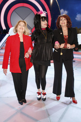 Jacqueline Boyer, Nina Hagen, Elizabeth Teissier
