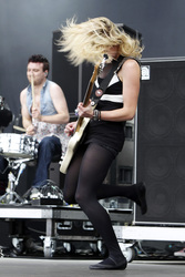 Josh Morgan, Charlotte Cooper (The Subways)