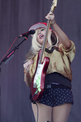 Katie White (The Ting Tings)