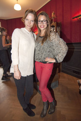 Nike Martens, Anna julia Kapfelsperger