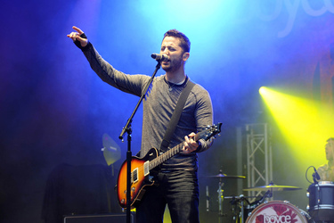 Alejandro Manzano (Boyce Avenue)