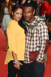 Ashley Walters mit Begleitung