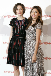 Keira Knightley, Eva Mendes