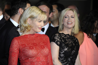 Gesine Cukrowski, Tamara Gräfin von Nayhauß