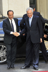 Francois Hollande, Mario Monti