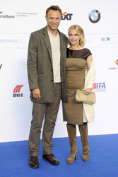 Tina Ruland mit Begleitung