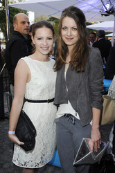 Jennifer Ulrich, Alice Dwyer