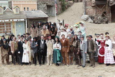 Erol Sander, Dunja Rajter und er 'Winnetou II' Cast