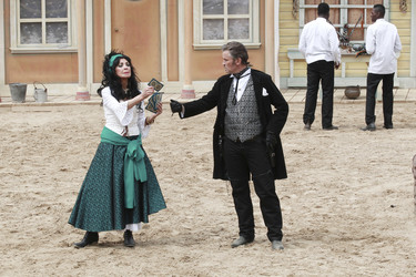 Dunja Rajter, Timothy Peach