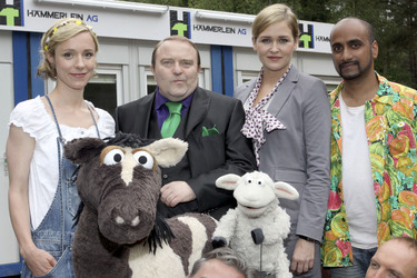 Gustav-Peter Wöhler, Judith Hoersch, Murali Perumal, Friederike mit Pferd und Wolle