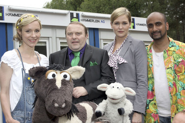 Gustav-Peter Wöhler, Judith Hoersch, Murali Perumal, Friederike mit Pferd und Wolle