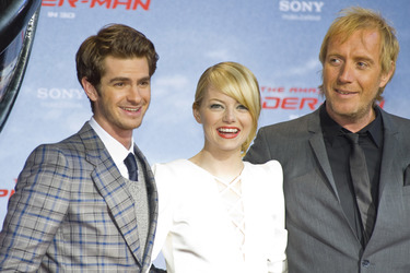 Andrew Garfield, Emma Stone, Rhys Ifans