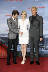 Andrew Garfield, Emma Stone, Rhys Ifans