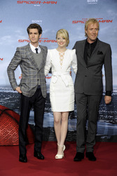 Andrew Garfield, Emma Stone, Rhys Ifans