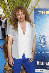 Chele Aguilera (Les Humphries Singers)