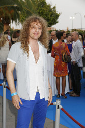 Chele Aguilera (Les Humphries Singers)