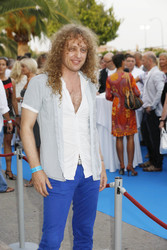 Chele Aguilera (Les Humphries Singers)