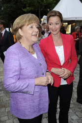 Angela Merkel, Bettina Schausten